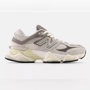 New Balance 9060 size 8.5 Women’s and 7 Men’s grey/white
